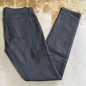 Refuge NWOT Skin Tight Legging Jeans size 4